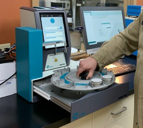 Point éclair automatique Grabner Miniflash avec passeur d'échantillons – Image 3