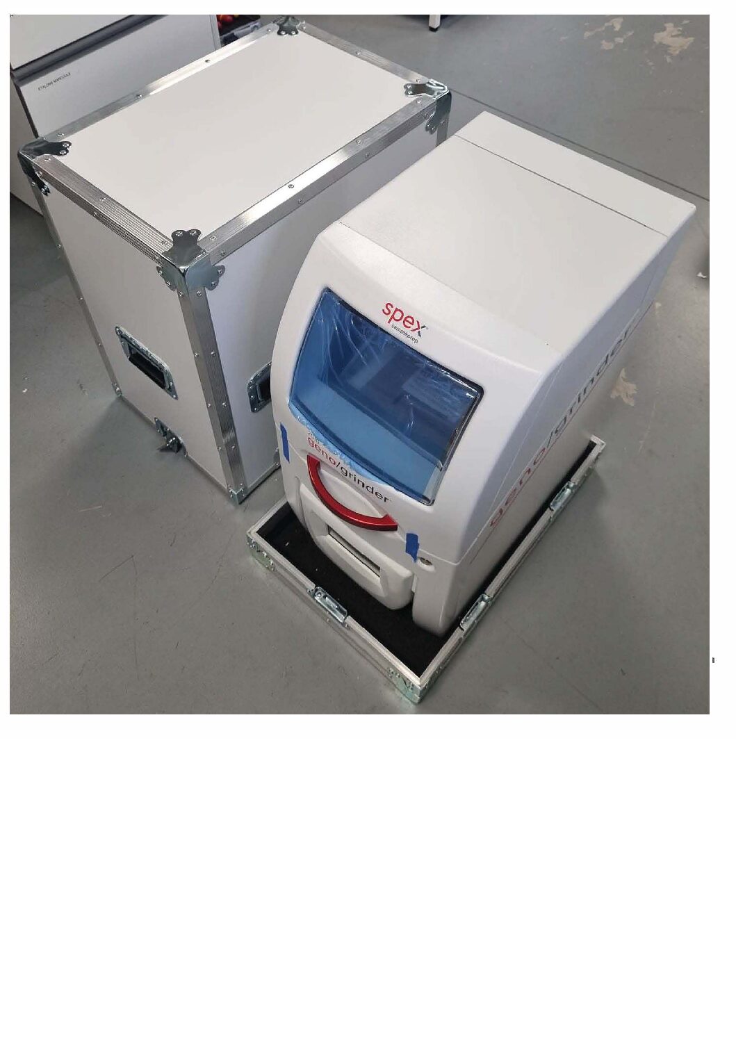 Caisse de transport type flight case pour GénoGrinder GG2010