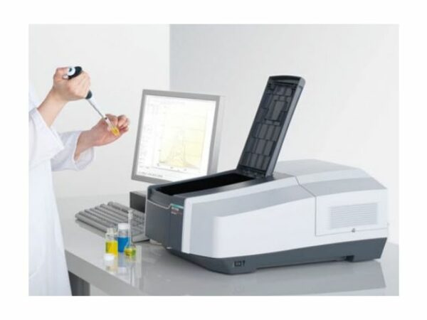 Spectrophotomètres UV-VIS Shimadzu - UV-2600i Plus / UV-2700i Plus – Image 2