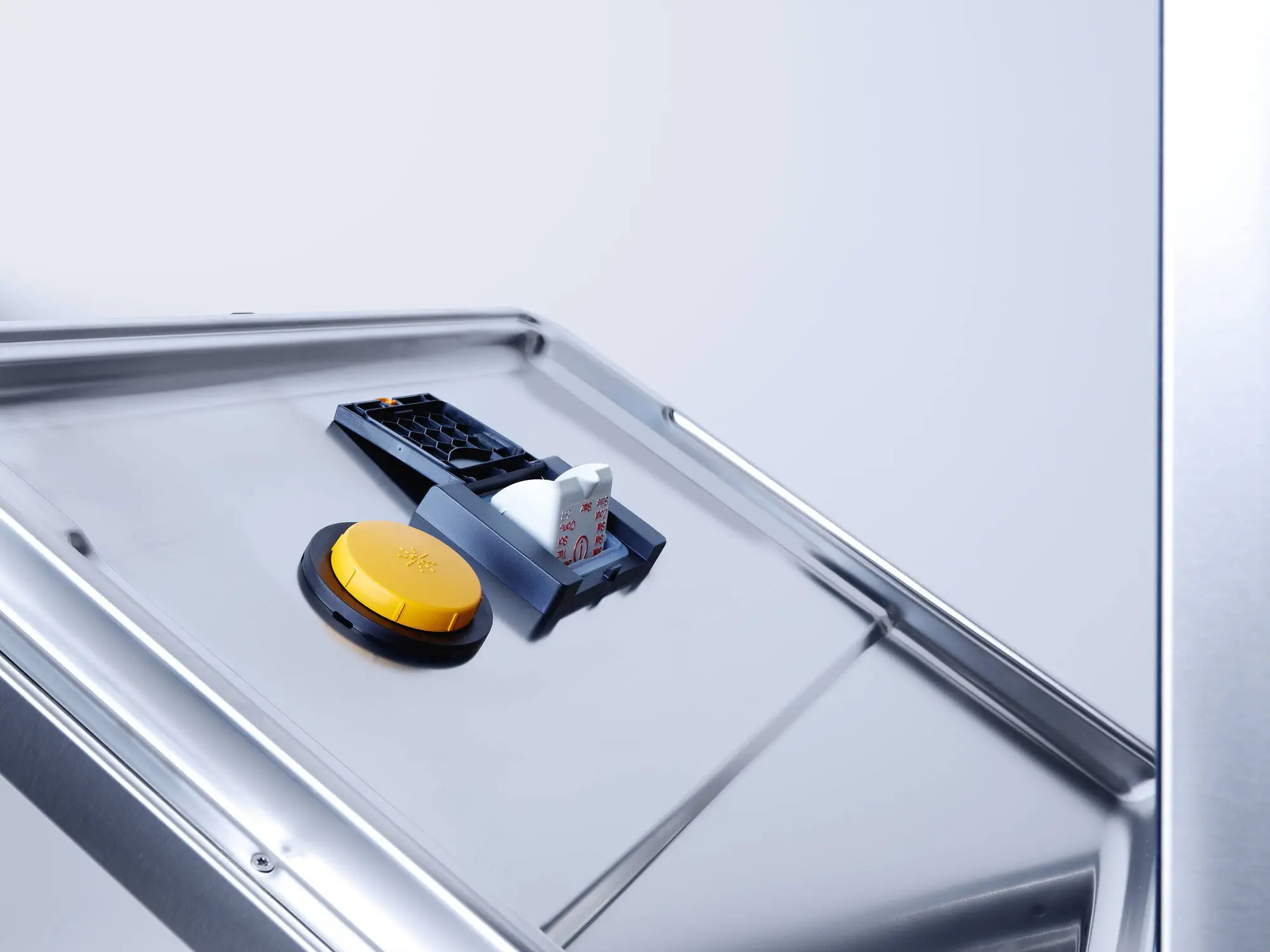 Lave-vaisselle de laboratoire à séchage intégré MIELE – Image 5